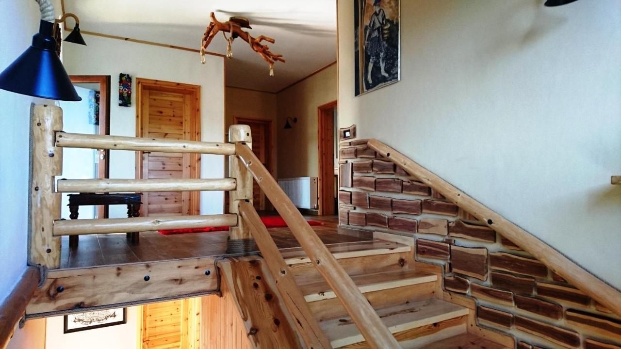 Bujtina Shkodrani Bed and Breakfast Voskopojë Eksteriør billede